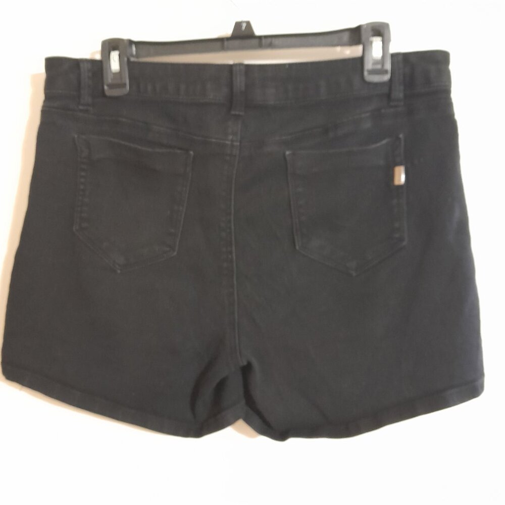 1822 DENIM Black Shorts Plus Size 16 - Picture 7 of 9